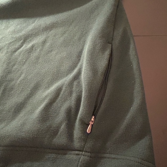 Athleta Sweatshirt Pullover Fleece Lined Thumb Holes Zippered Pockets Sz Small - Picture 4 of 10